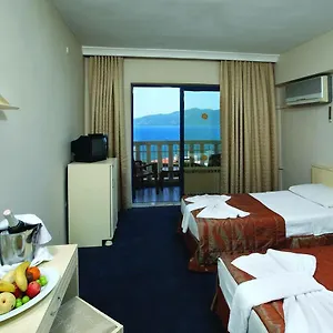 Random By Lookbookholiday Otel Marmaris